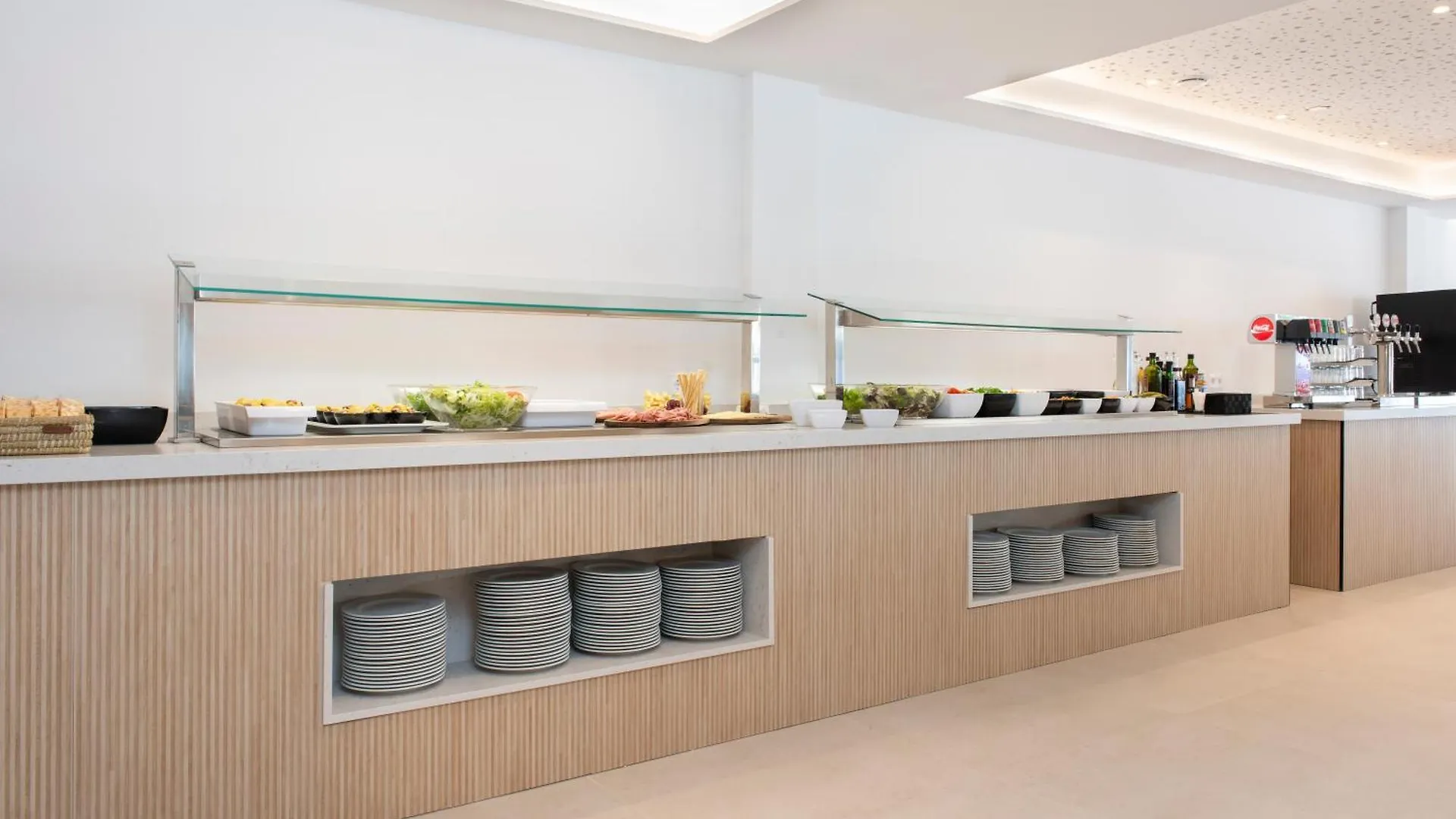****  Hotel Palia Tropico Playa Palma Nova  Spain